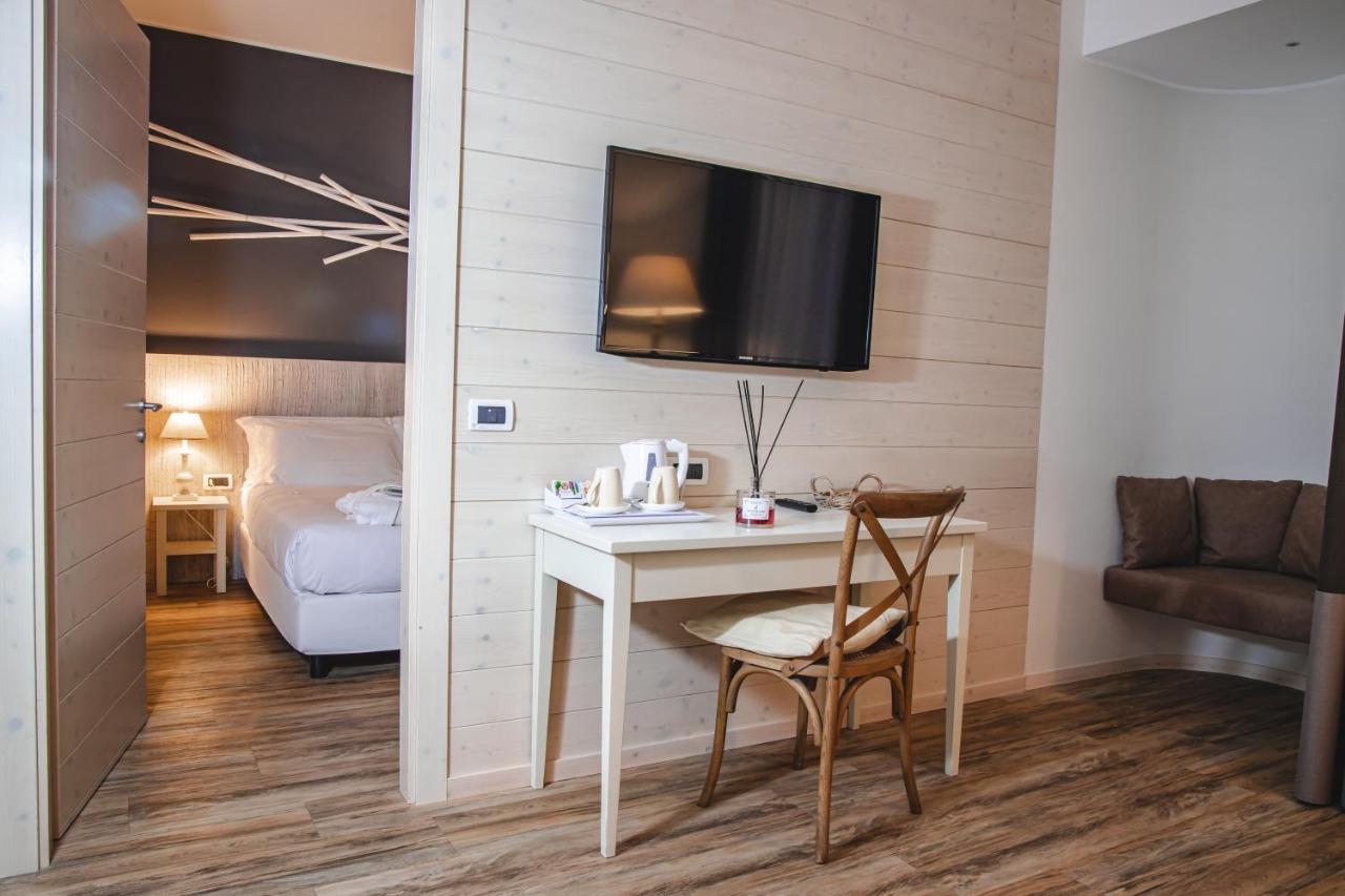 Universal Hotel