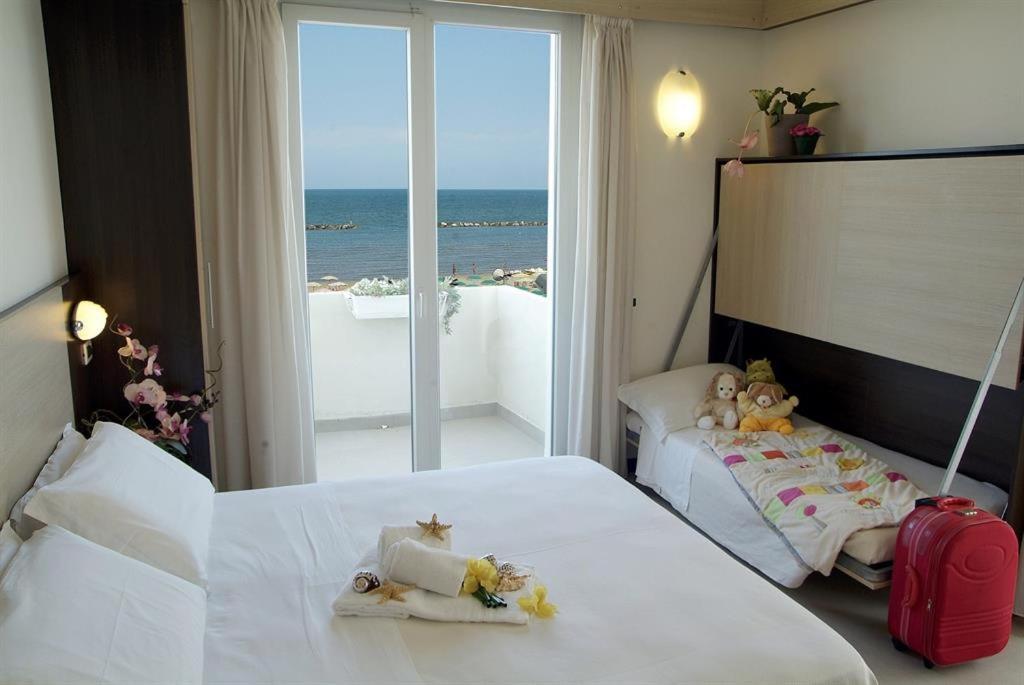 Universal Hotel 3*