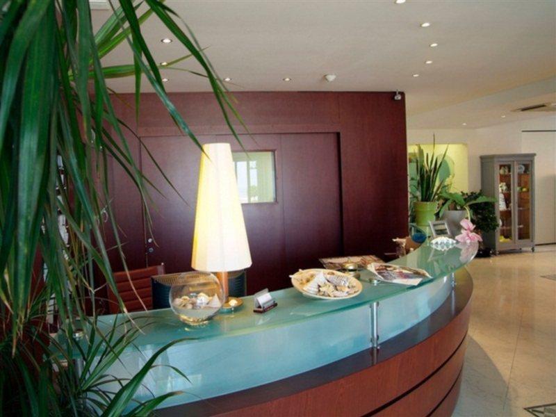 Hotel Universal 3*