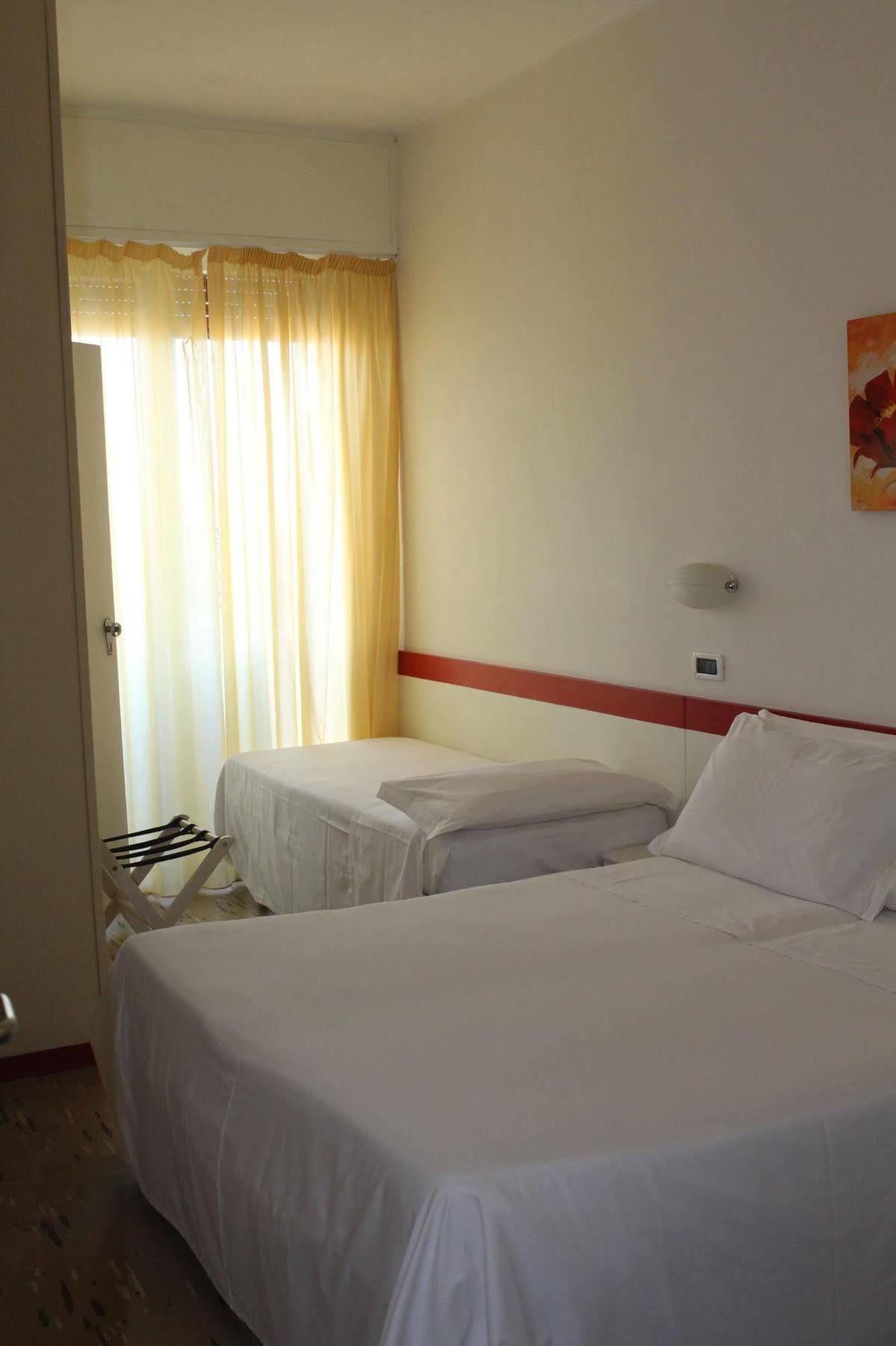 Universal 3* Senigallia